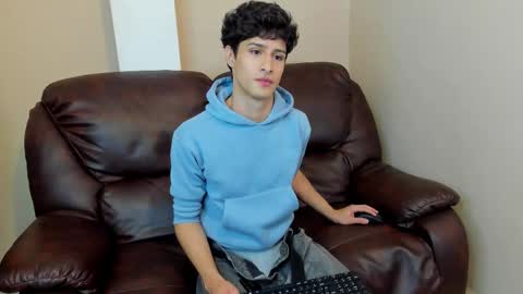 xam_collen online show from January 8, 2:12 pm