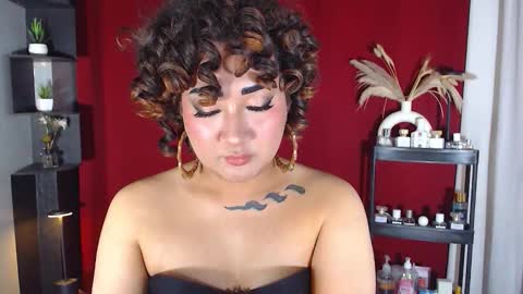 Snapshot of xasianempressx chatting on October 15, 11:27 pm Nira NOT INTO CHEAP GUYS online show from October 15, 11:27 pm