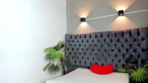 Snapshot of xavi_lee chatting on October 14, 4:59 am XAVI online show from October 14, 4:59 am