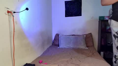 XAYAH online show from February 9, 10:23 pm