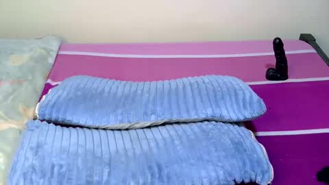 xeenah online show from January 5, 8:34 pm