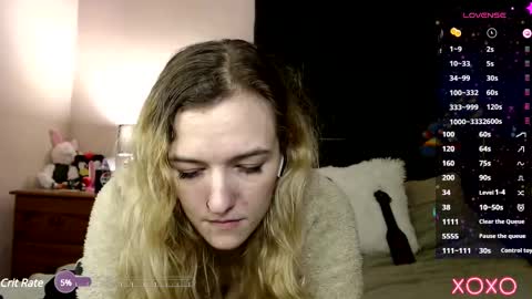Snapshot of xelliee_rosex chatting on March 9, 7:59 pm EllieeRose online show from March 9, 7:59 pm
