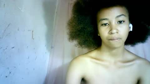 xenna610827 online show from February 18, 3:52 pm