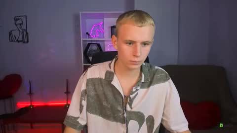 xevier online show from November 18, 3:15 pm