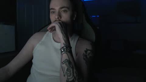 xfeetlover2025x online show from April 30, 6:07 am