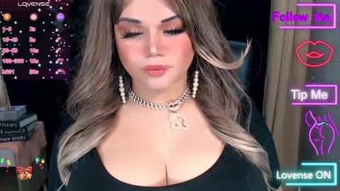 xHUGECOCKTILLCUMX online show from January 7, 5:40 pm