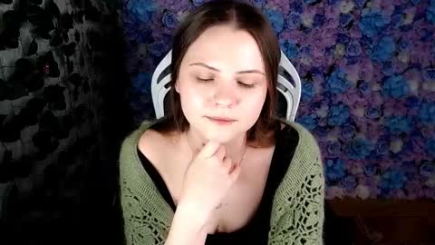 Snapshot of xilana chatting on September 22, 8:07 am Lina online show from September 22, 8:07 am