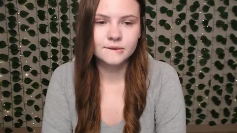 Snapshot of xilana chatting on February 6, 4:10 am Lina online show from February 6, 4:10 am