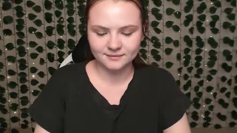 Snapshot of xilana chatting on February 11, 7:12 am Lina online show from February 11, 7:12 am