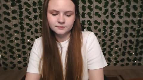 Snapshot of xilana chatting on March 6, 4:52 am Lina online show from March 6, 4:52 am