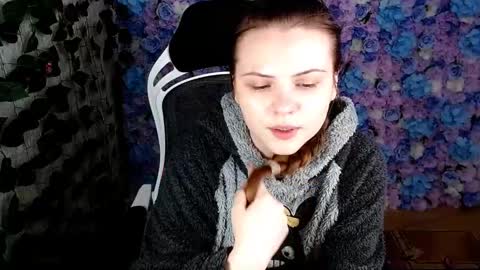 Snapshot of xilana chatting on October 3, 5:38 am Lina online show from October 3, 5:38 am