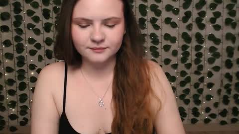 Snapshot of xilana chatting on February 15, 4:36 am Lina online show from February 15, 4:36 am