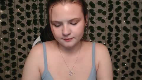 Snapshot of xilana chatting on February 17, 4:09 am Lina online show from February 17, 4:09 am