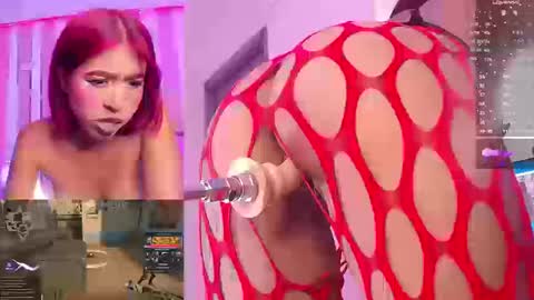 Snapshot of ximenareid chatting on September 19, 10:46 pm Ximena online show from September 19, 10:46 pm