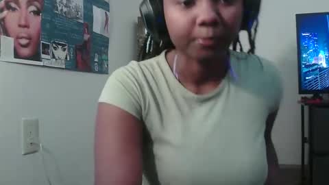 Ximora online show from January 18, 2:15 pm