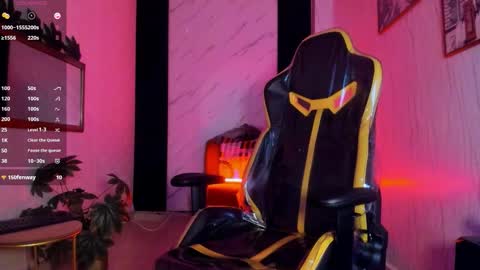      online show from October 11, 4:10 pm