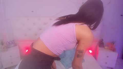 Snapshot of xlmena_slut chatting on October 14, 3:53 am Ximena online show from October 14, 3:53 am
