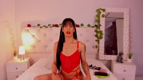 Snapshot of xlmena_slut chatting on February 8, 1:32 am Ximena online show from February 8, 1:32 am