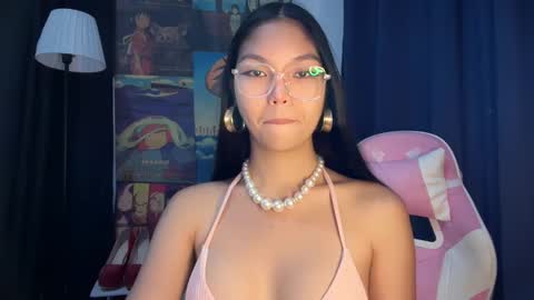 Snapshot of xmonica_cummerx chatting on January 15, 7:48 am Sweet Monica online show from January 15, 7:48 am