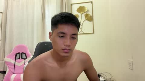 SECRET online show from March 31, 11:16 pm