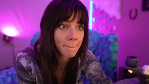 Bella Bondai online show from March 2, 8:48 am