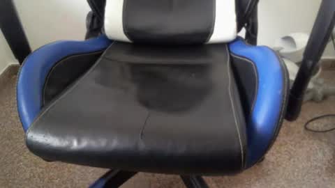 xoxopum online show from December 30, 1:58 pm