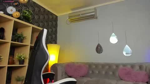 xpuka online show from November 8, 7:28 pm