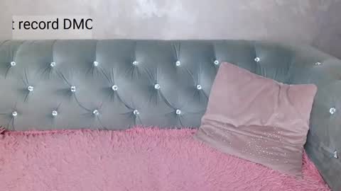 xqueencarox online show from January 17, 11:02 pm