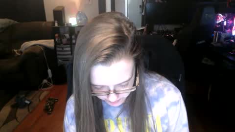 xqueenkendrax online show from February 11, 10:18 pm