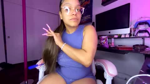 xStarGazingx online show from February 16, 3:59 am