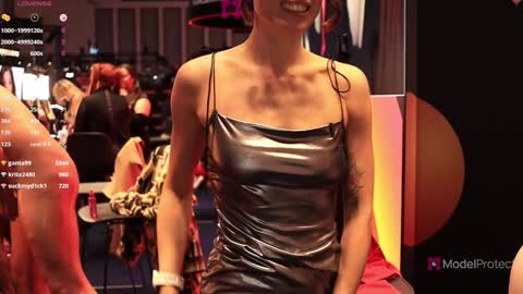 FrancyStepmom and YStepson    INTERESTED IN A GIRL-GIRL COLLABORATION  TEXT ME HERE  or INSTAGRAM online show from September 28, 3:10 pm