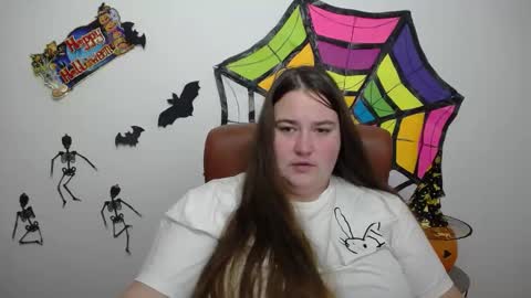 Snapshot of xx_daniella_xx chatting on October 23, 6:48 am xx daniella xx online show from October 23, 6:48 am