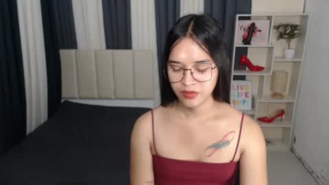 Snapshot of xxbigcockchloexx chatting on October 9, 6:35 pm CHLOES ROOM online show from October 9, 6:35 pm