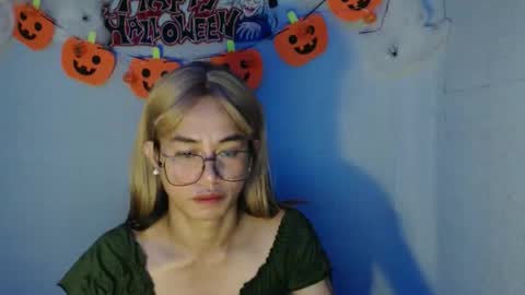 xxednathefuckgirlxx online show from October 23, 4:58 am