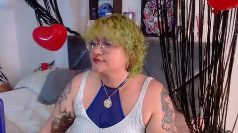 xxgreengoodxx online show from February 13, 6:33 pm