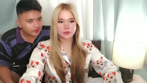 Snapshot of xxhotloyd_cummerx chatting on December 11, 3:05 pm Loyd online show from December 11, 3:05 pm