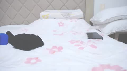 xxiisshi online show from February 28, 1:26 am