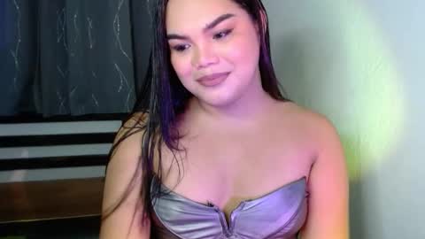 Snapshot of xxkylie_smithxx chatting on September 22, 4:44 pm Kylie Smith online show from September 22, 4:44 pm
