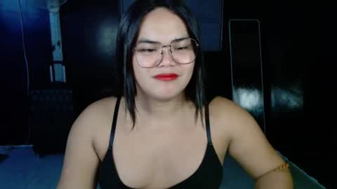 Snapshot of xxkylie_smithxx chatting on October 19, 9:19 pm Kylie Smith online show from October 19, 9:19 pm
