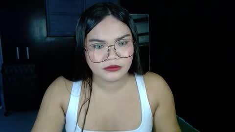 Snapshot of xxkylie_smithxx chatting on October 14, 8:12 pm Kylie Smith online show from October 14, 8:12 pm