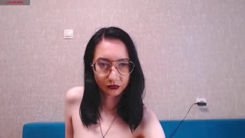 Andariel online show from September 26, 11:51 am