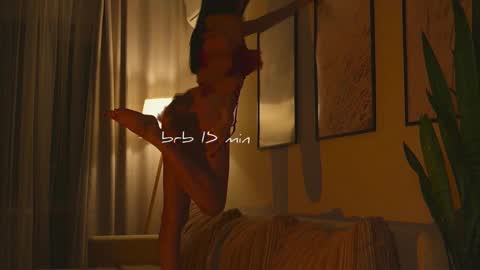 Molly online show from February 18, 3:12 pm