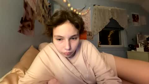 xxxangelcakes online show from March 3, 4:08 am