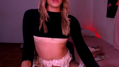 Chiara online show from December 24, 9:50 am