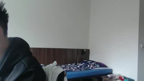 xxxdonpuiuuxxx online show from March 21, 9:03 am