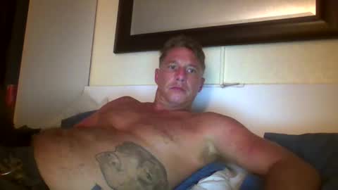 Snapshot of xxxelentdick chatting on September 28, 4:43 am deeeeznutz online show from September 28, 4:43 am