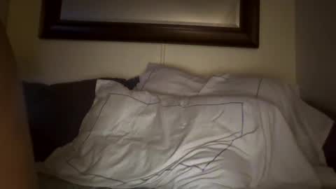 Snapshot of xxxelentdick chatting on February 15, 7:38 am deeeeznutz online show from February 15, 7:38 am