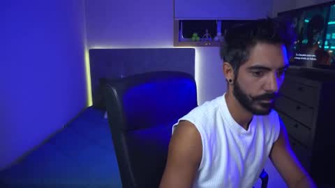 Snapshot of xxxhabibi chatting on September 24, 3:52 pm xxxhabibi online show from September 24, 3:52 pm