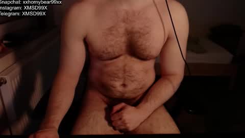 Snapshot of xxxhornybear99xxx chatting on October 7, 7:10 pm Matthias online show from October 7, 7:10 pm