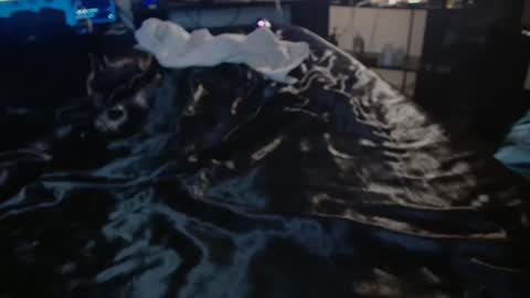 xxxjrstrokesxxx online show from April 7, 4:47 am